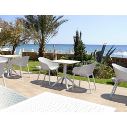 SKY TABLE 70